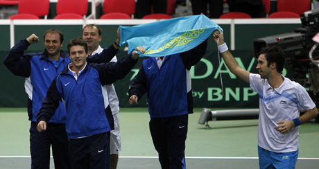 Казахстанских теннисистов в Чехии ограбили граждане третьей страны