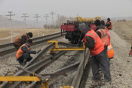 Узбекистан построит первую железную дорогу в Афганистане