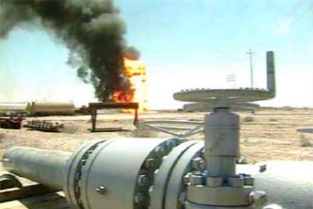 В Иране потушили горевшую 40 дней нефтяную скважину