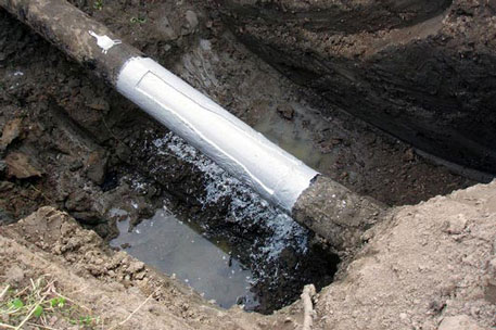 На украинско-российской границе нашли подпольный нефтепровод