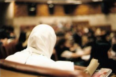 Шымкентских школьниц в хиджабах не допустили к ЕНТ