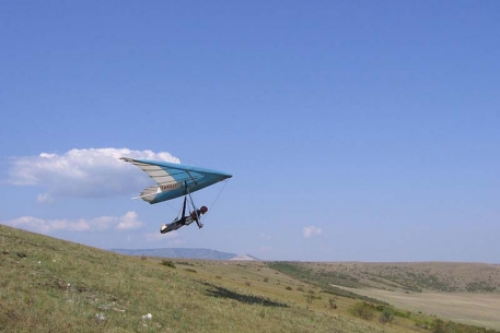 В Казахстане оштрафовали дельтапланериста из Узбекистана
