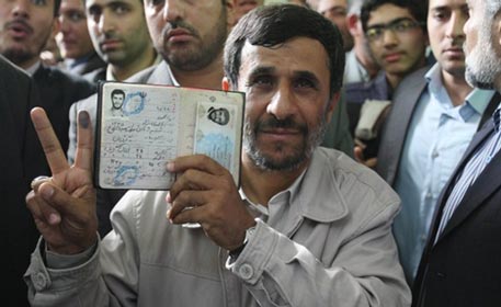Ахмадинежад победил на выборах в Иране
