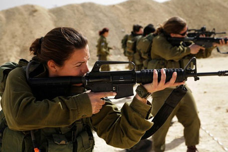 В израильском гипермаркете солдат застрелил сослуживца
