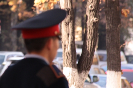 Актюбинскому полицейскому вручили медаль "За мужество"