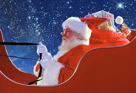 Санта-Клаус вылетел с Северного полюса с 60 тысячами тонн подарков