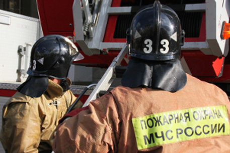В Хабаровске в многоэтажке случился пожар