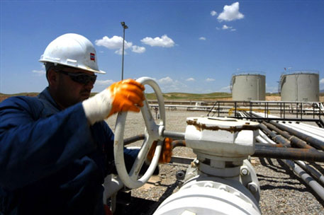 Казахстан отправит нефть по маршруту Баку-Супса