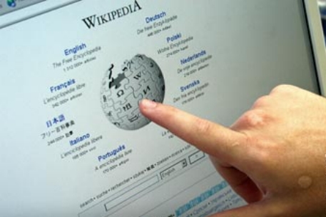 Швейцарского школьника оштрафовали за использование "Википедии"