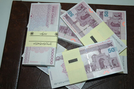 Иран обменяет 45 миллиардов евро на доллары и золото