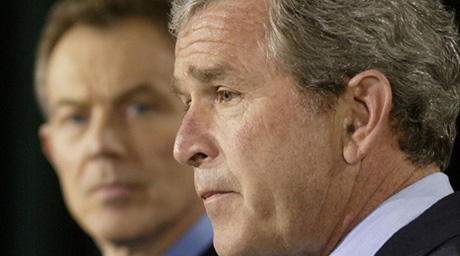 Лондон отказался публиковать переписку Блэра и Буша о войне в Ираке
