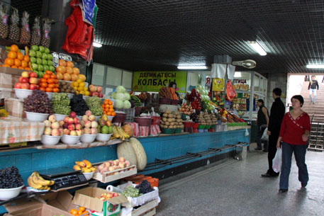В Казахстане узбекские и российские продукты заменят киргизские