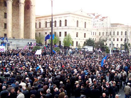 Грузинская оппозиция объявила о начале 24-часового митинга