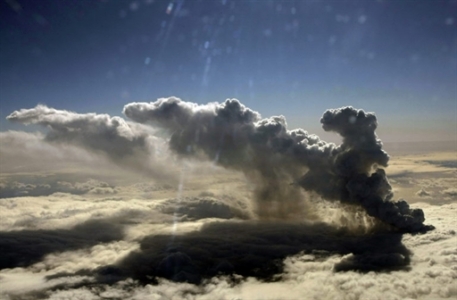 Европу накроет второе облако вулканической пыли
