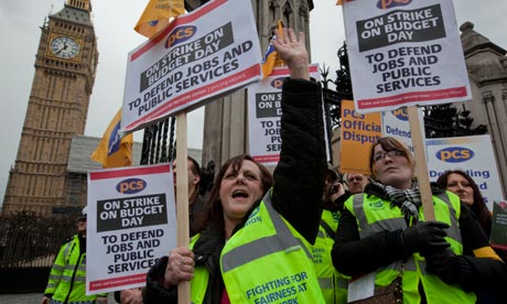 В Англии началась крупномасштабная забастовка бюджетников