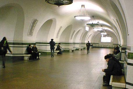 В московском метро ножом ранили четырех человек