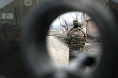 При столкновении с боевиками в Чечне погиб милиционер