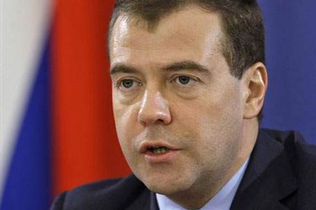 Медведев поедет на Украину раньше из-за переговоров по газу