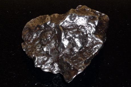 Кусок метеорита выставили на аукцион за 146 тысяч долларов