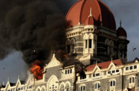 Причастный к терактам в Мумбаи гражданин США не признал вины