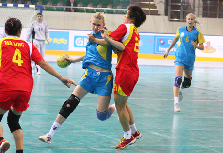 Казахстанские гандболистки обыграли чемпионок летней Азиады-2010