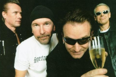 В Зал славы журнала Playboy приняли группу U2