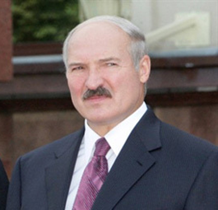 Лукашенко нашел спонсора оппозиции