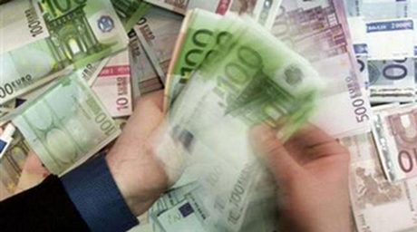 В Москве замдекана коммерческого вуза попался на взятке в 2000 евро