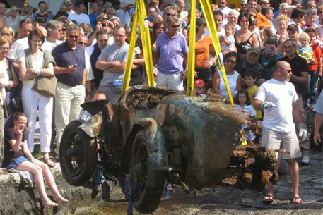 Затонувший 70 лет назад Bugatti продали на аукционе