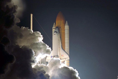 Запуск шаттла "Атлантис" перенесли из-за испытаний Ares I-X