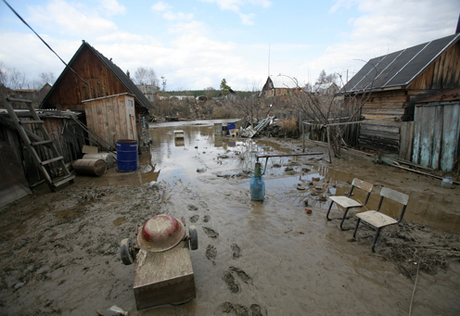 В Усть-Каменогорске из-за таяния снега затоплены дома