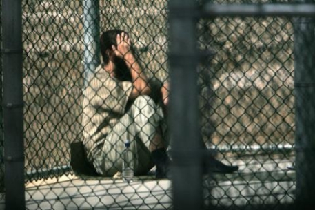 Латвийцы испугались приезда узника Гуантанамо