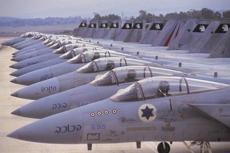 Израильские ВВС нанесли удары по сектору Газа