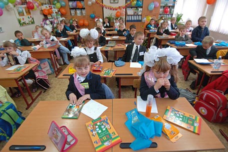 К 2020 году школы Казахстана перейдут на 12-летнюю систему