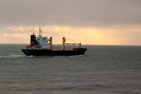 Моряки Arctic Sea сами пригласили пиратов на борт 
