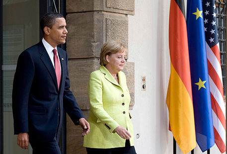 Обама и Меркель отменили поездку на похороны Качиньского