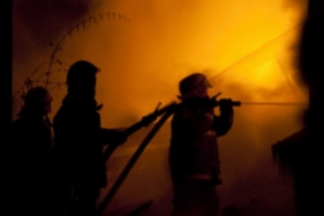 Назвали причину пожара на заводе в Иркутской области