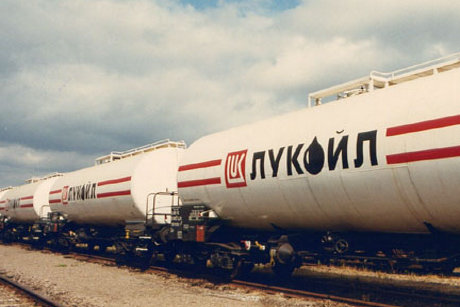 На "Лукойл" завели дело за высокие цены на бензин