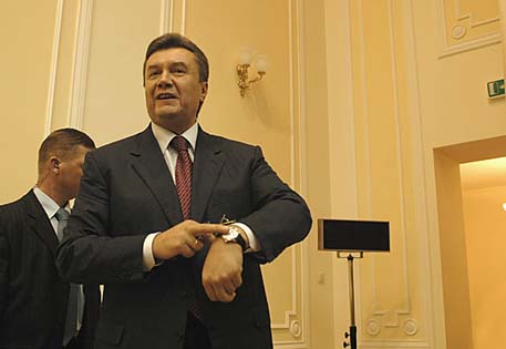 Янукович решил подключить Украину к "Северному" и "Южному" потокам