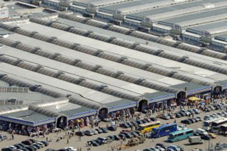 В районе Черкизовского рынка задержали 100 нелегальных мигрантов