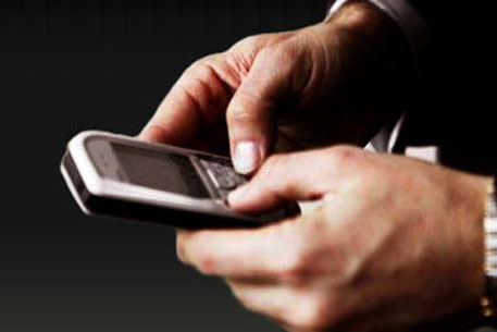 Казахстанские налоговики предложат компаниям отчитываться по SMS