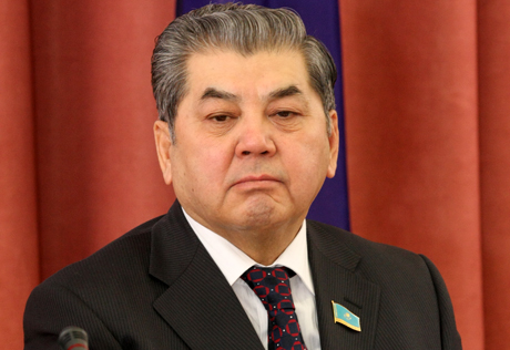 Казахстанцев проверят на знание государственных символов