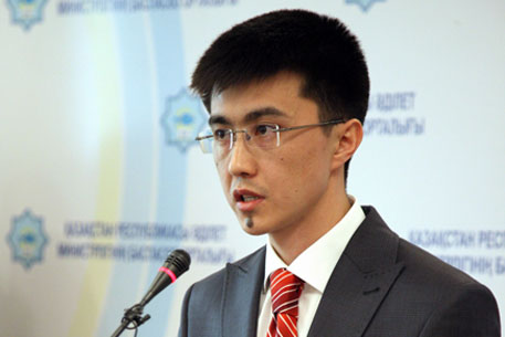Казахстан не амнистирует заключенных к 15-летию конституции