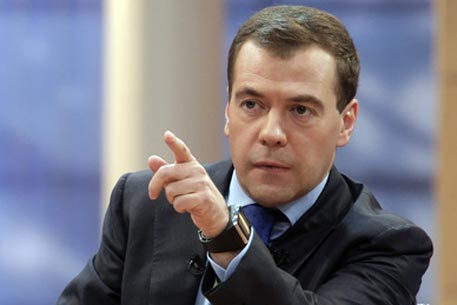 "Ведомости" заметили смену имиджа Медведева 