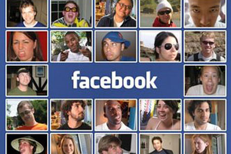 Facebook заработал на рекламе 700 миллионов долларов