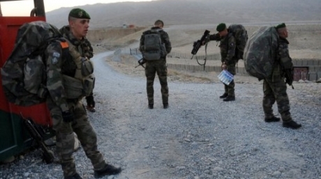 Франции разрешили транзит военных через территорию Казахстана в Афганистан