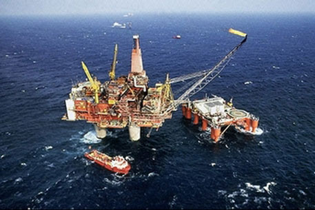 Еврокомиссия выдвинет дополнительные требования к нефтяникам
