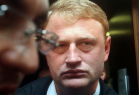 Неизвестный напал на экс-милиционера Дымовского