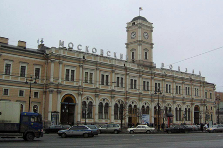 Информация о заминировании вокзалов в Петербурге не подтвердилась