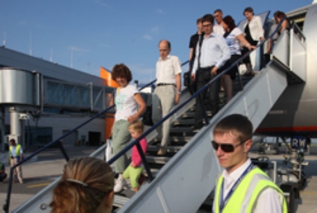 Российские чартеры предложили перенести в аэропорты регионов